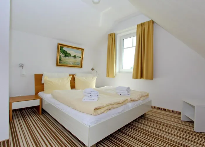 Strandnahe Mit Balkon, Gratis Nutzung Vom Ahoi Erlebnisbad Und Sauna In Sellin - Rex Rugia 28-7 Daire *