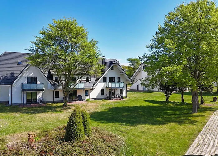 Strandnahe Mit Balkon, Gratis Nutzung Vom Ahoi Erlebnisbad Und Sauna In Sellin - Rex Rugia 28-7 *